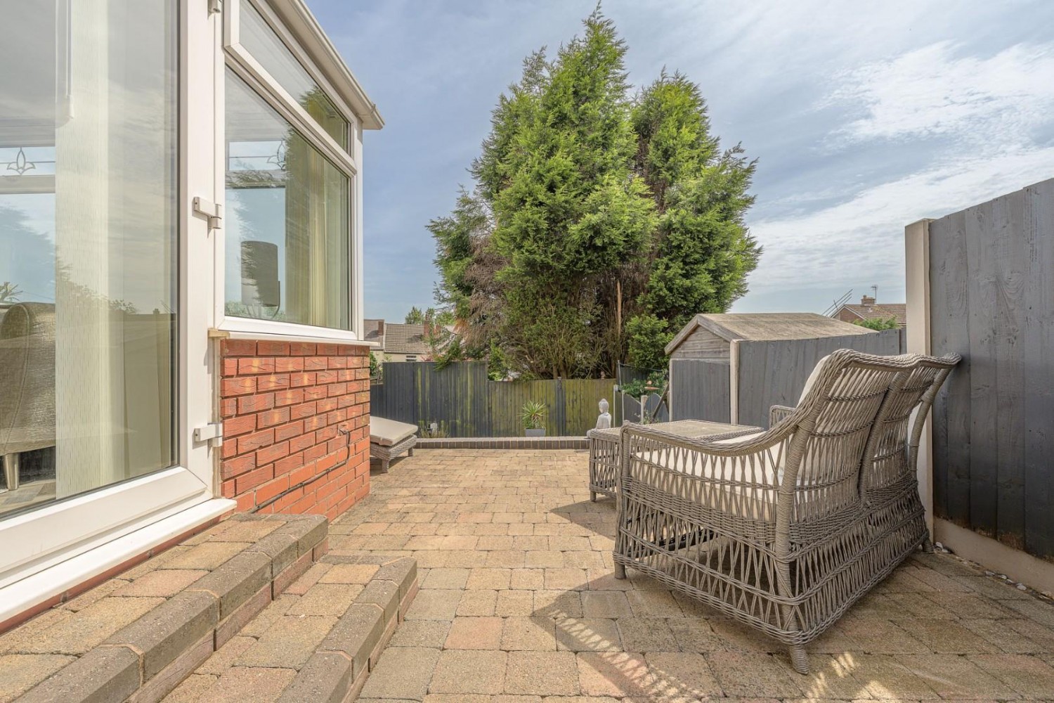 Club Row, Upper Gornal