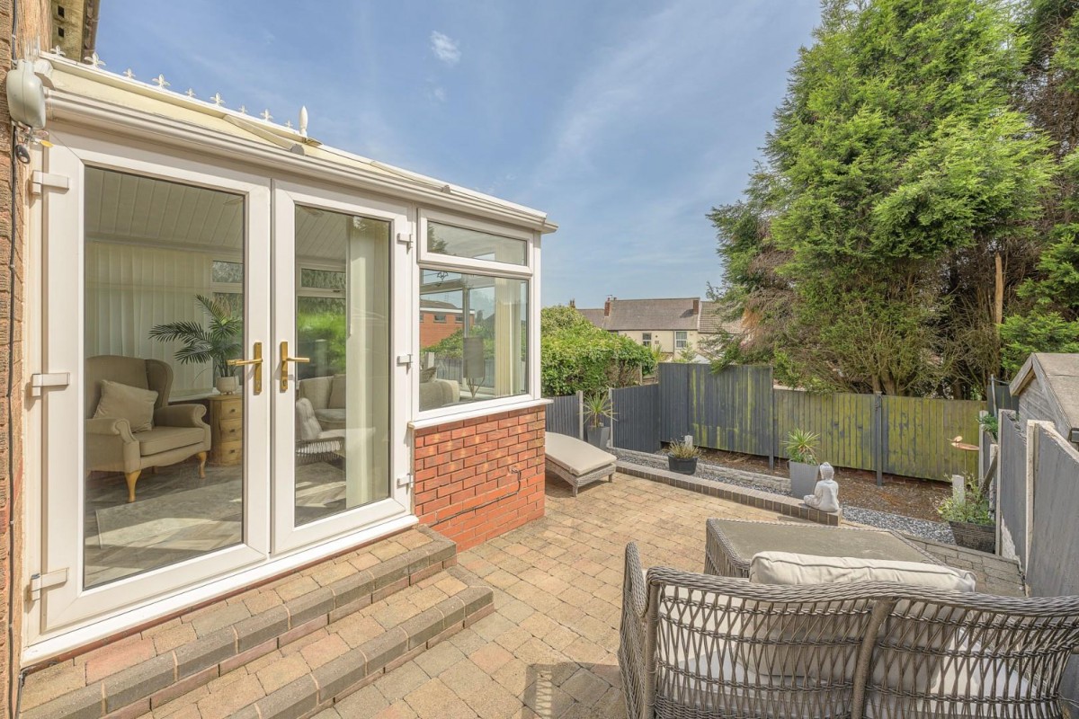 Club Row, Upper Gornal