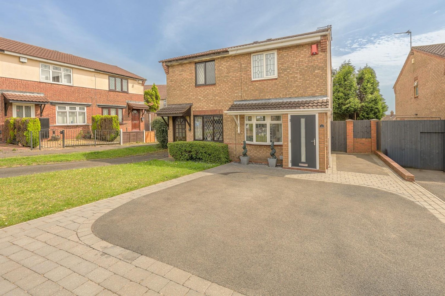 Club Row, Upper Gornal