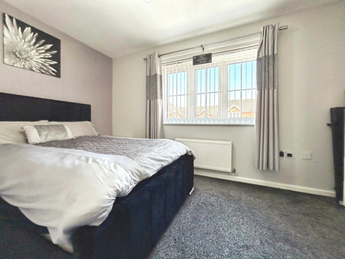 Lawnwood Drive, Goldthorpe, S63 9GD