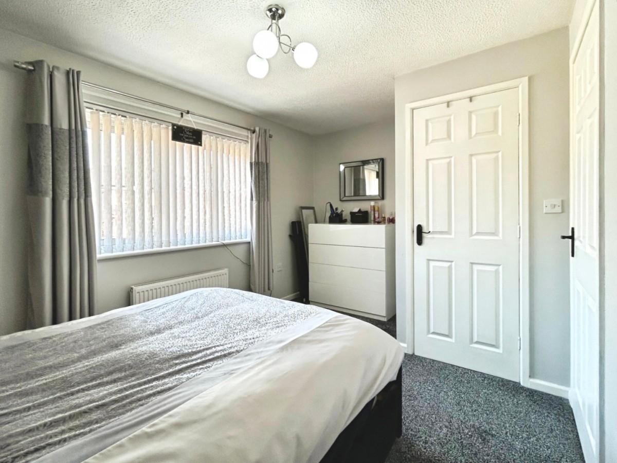 Lawnwood Drive, Goldthorpe, S63 9GD