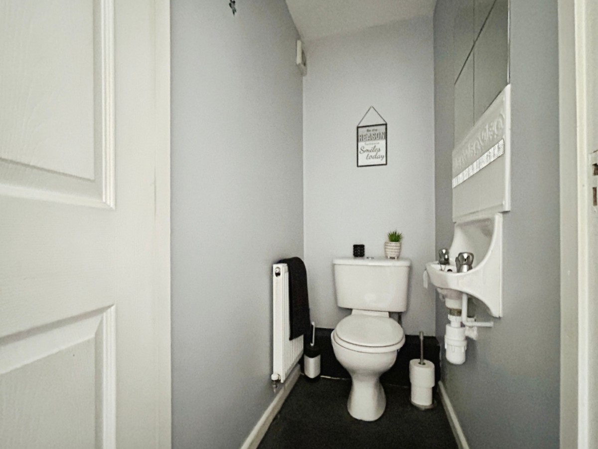 Lawnwood Drive, Goldthorpe, S63 9GD