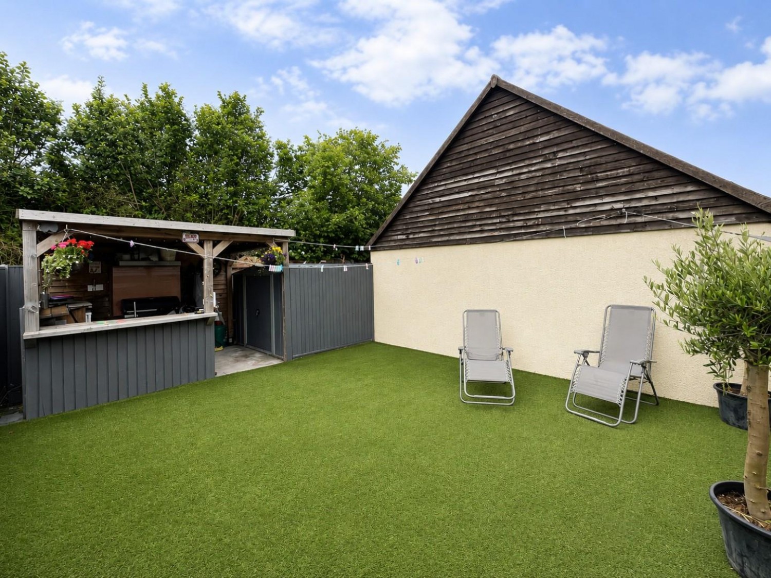 3 bedroom House for sale in Walk Mill Lane, Kingswood, Wotton-Under-Edge
