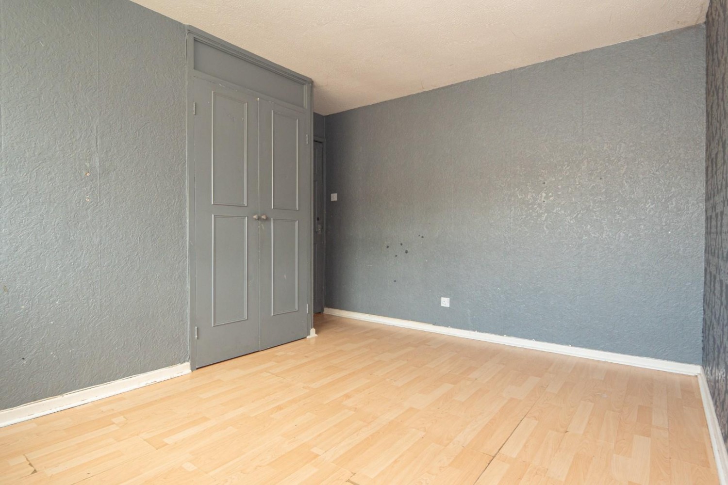Rossefield Walk, Bramley, LS13 3RH