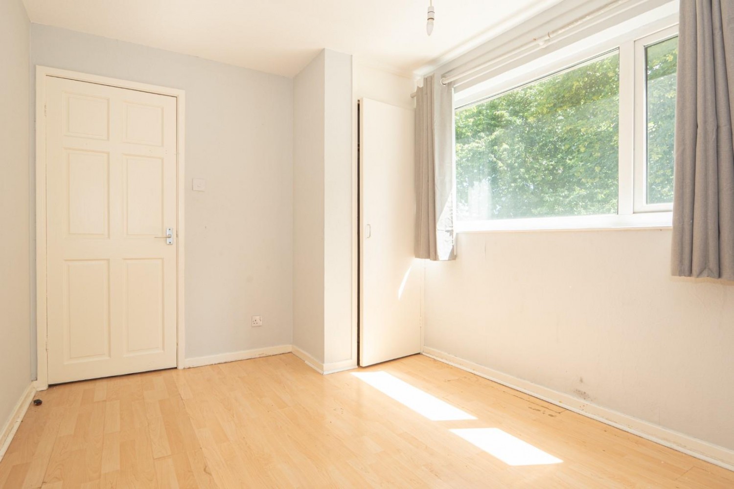 Rossefield Walk, Bramley, LS13 3RH