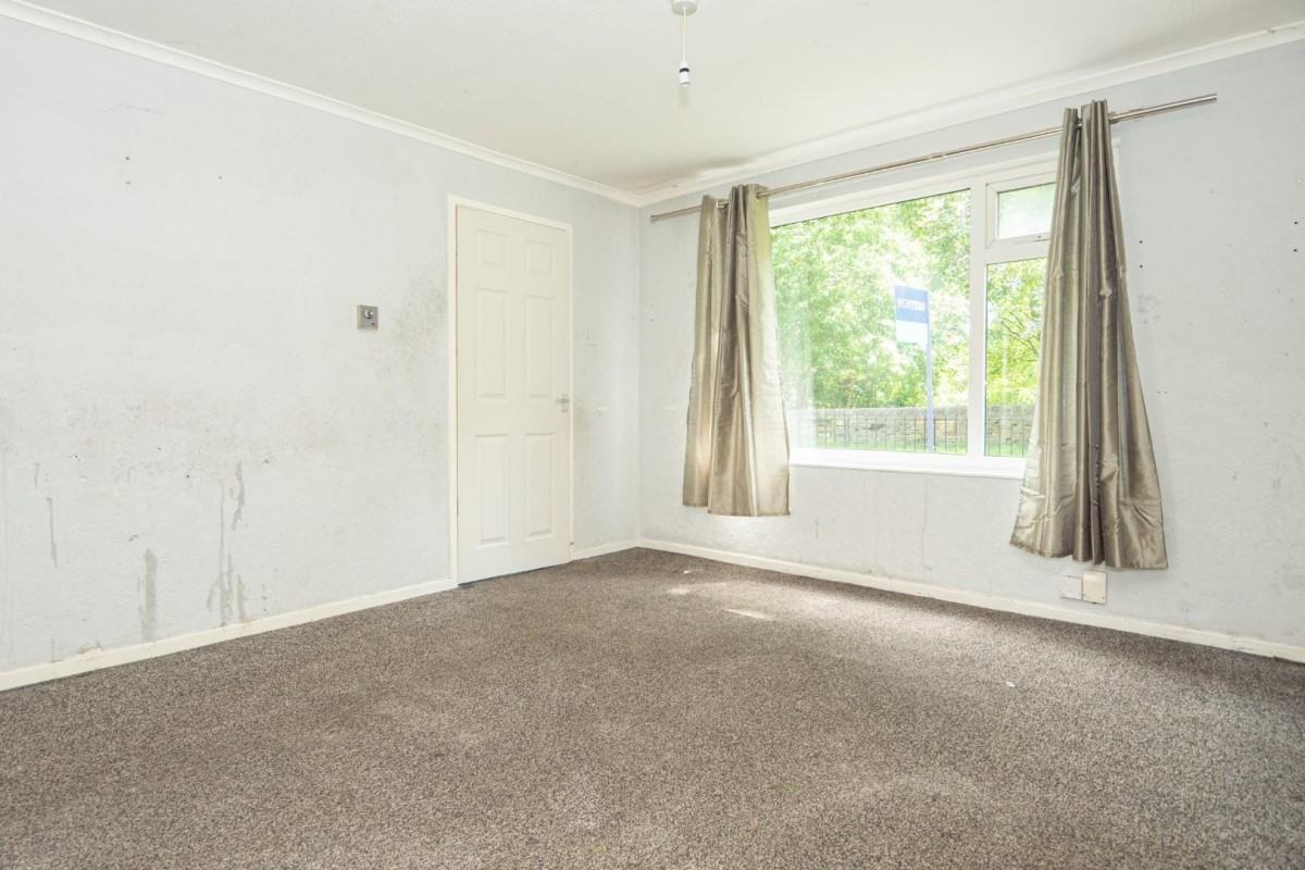 Rossefield Walk, Bramley, LS13 3RH