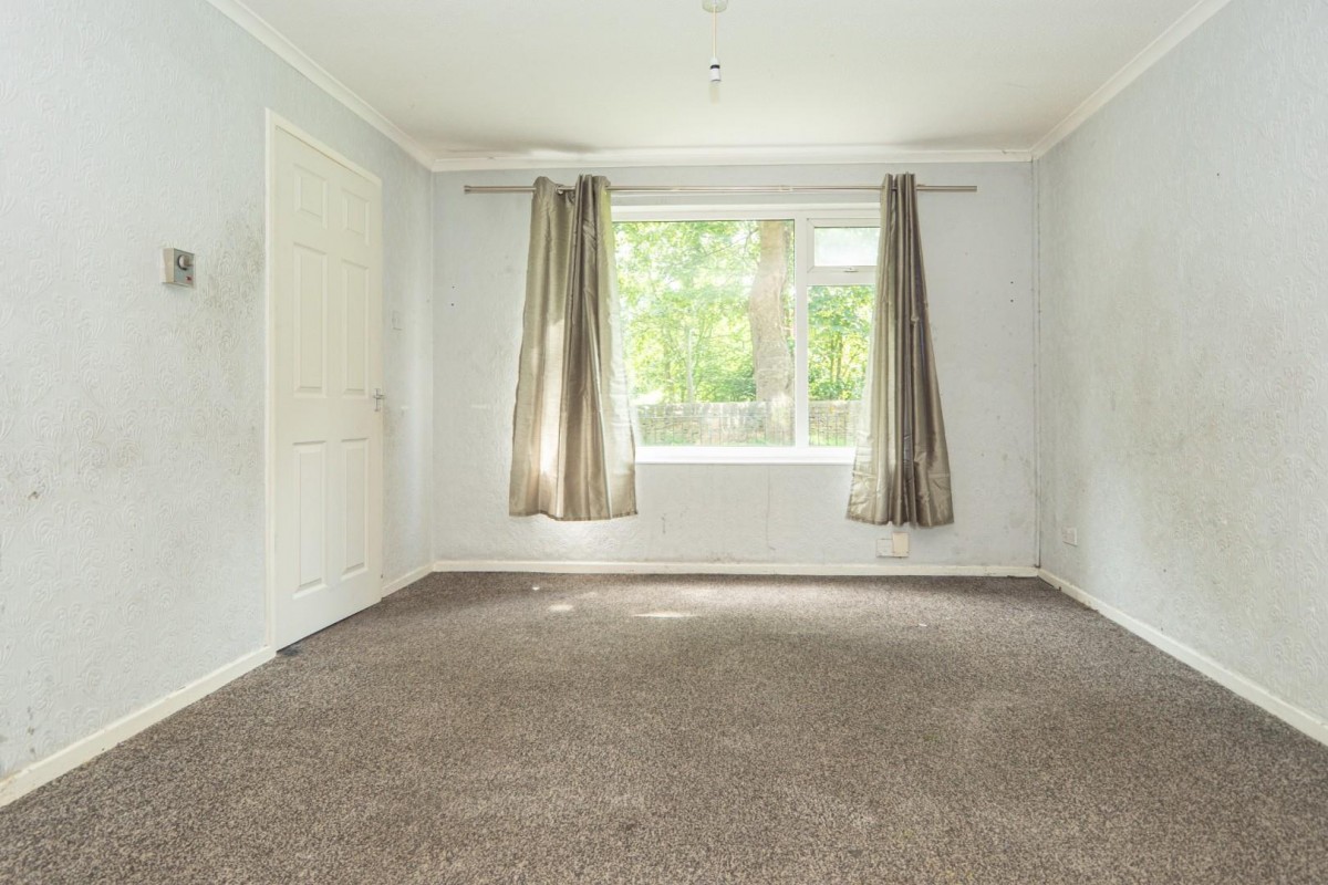 Rossefield Walk, Bramley, LS13 3RH