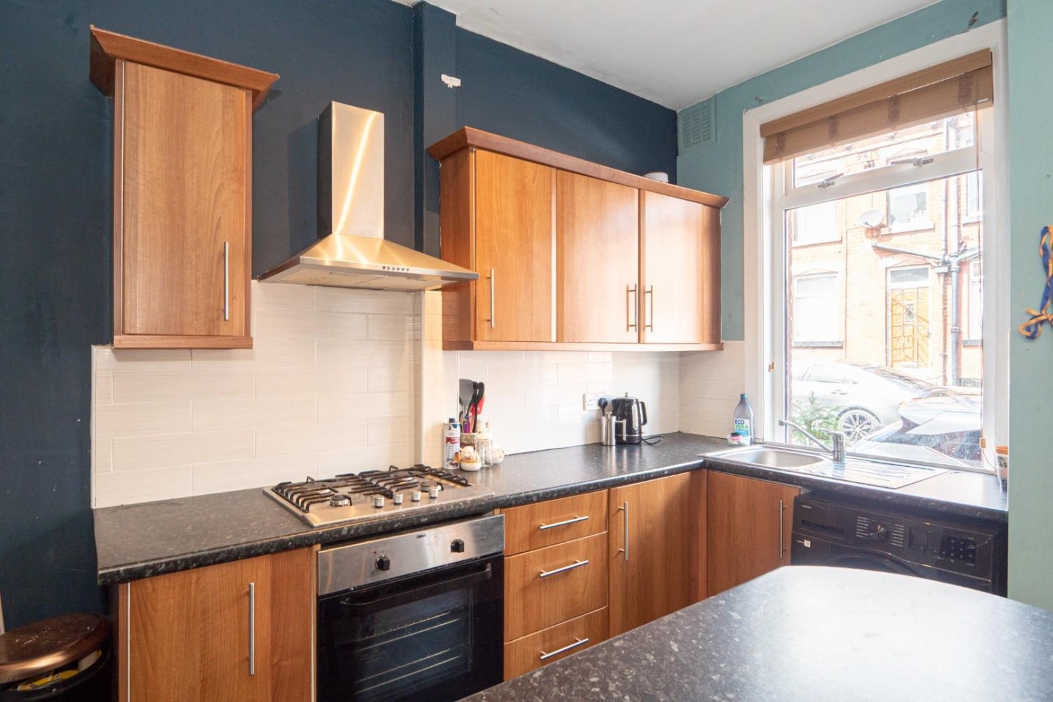 Aviary View, Armley