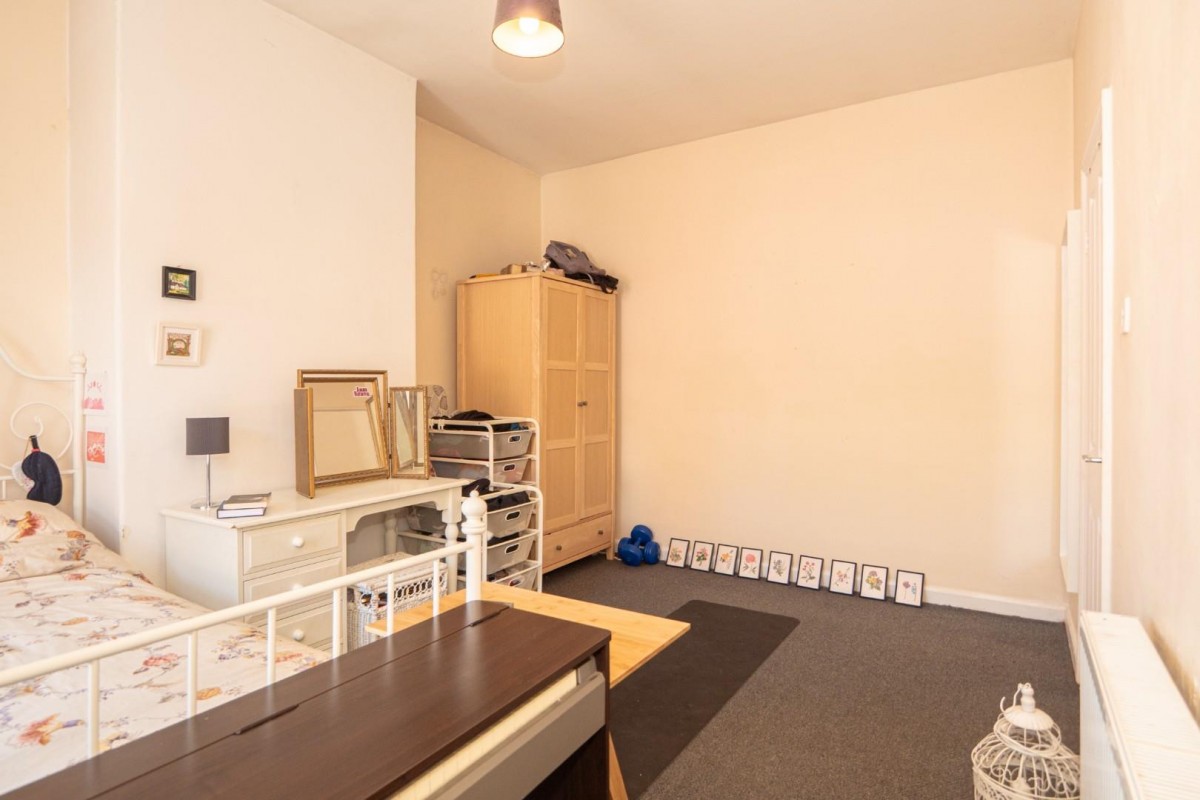 Aviary View, Armley