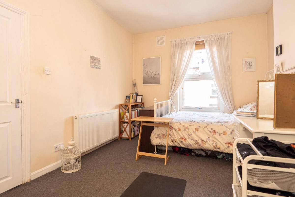Aviary View, Armley