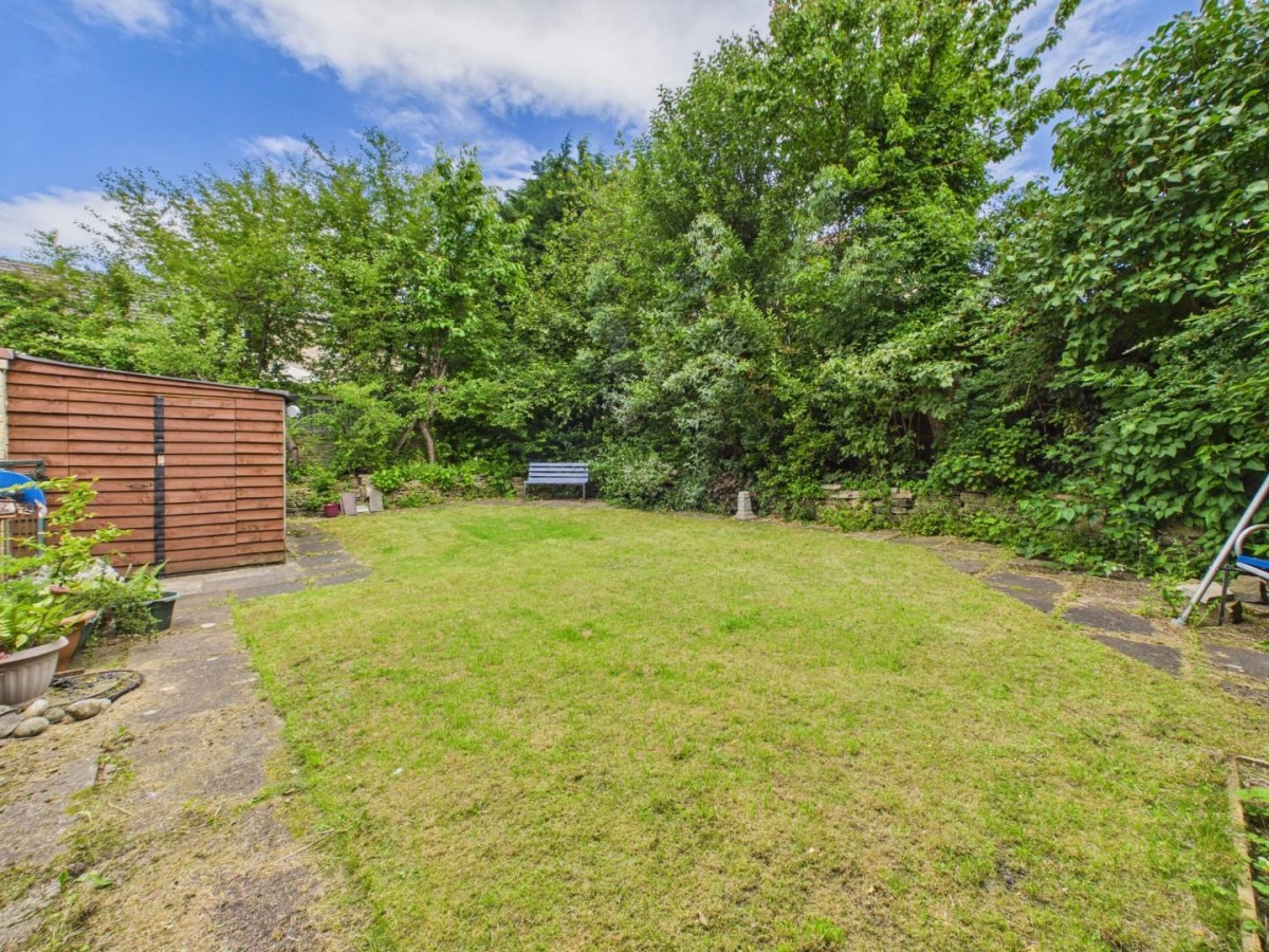 Carr Lane, Shipley