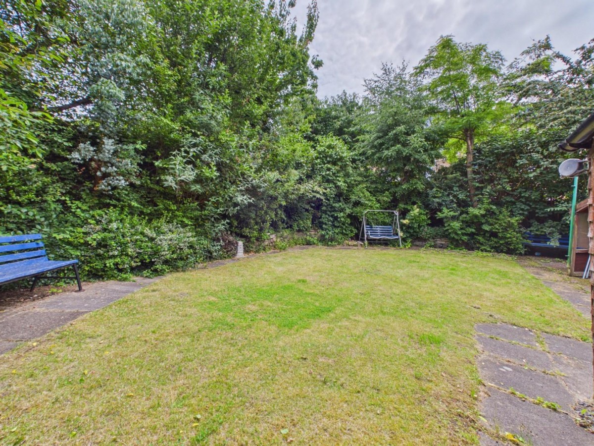 Carr Lane, Shipley