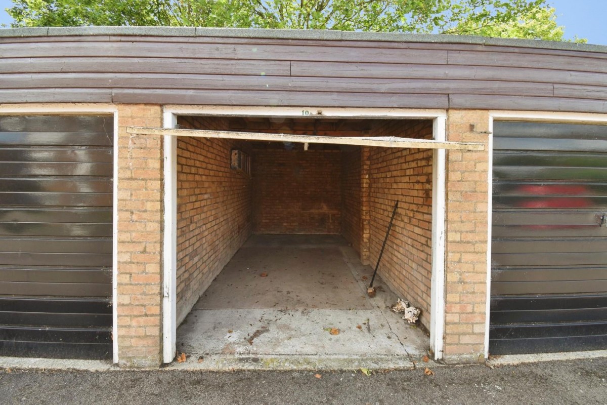 Amesbury Court, Launceston Road, Leicester, Wigston