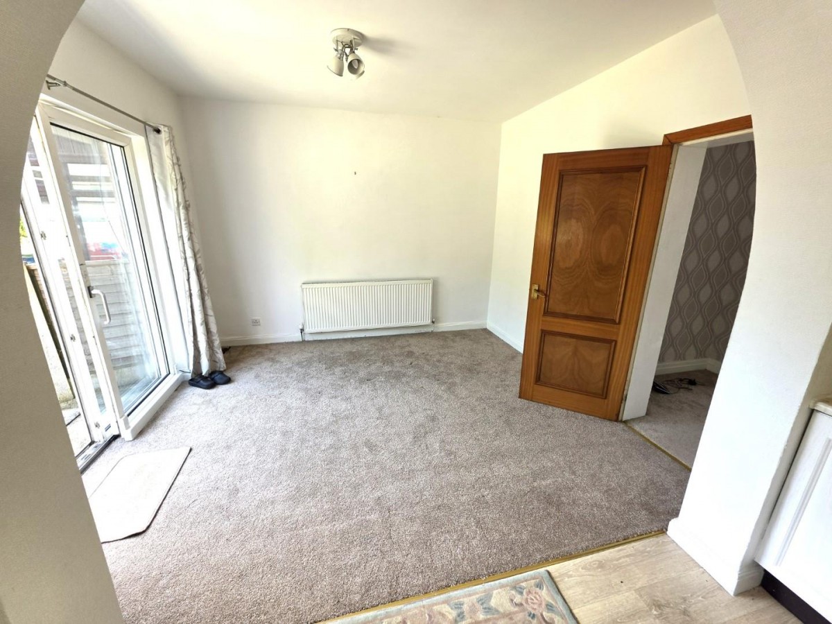Kenyon Lane, Middleton M24