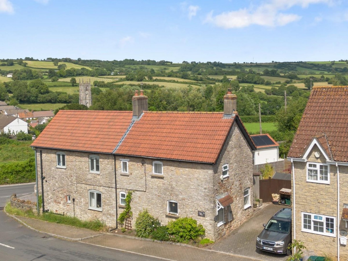 Regil Lane, Winford