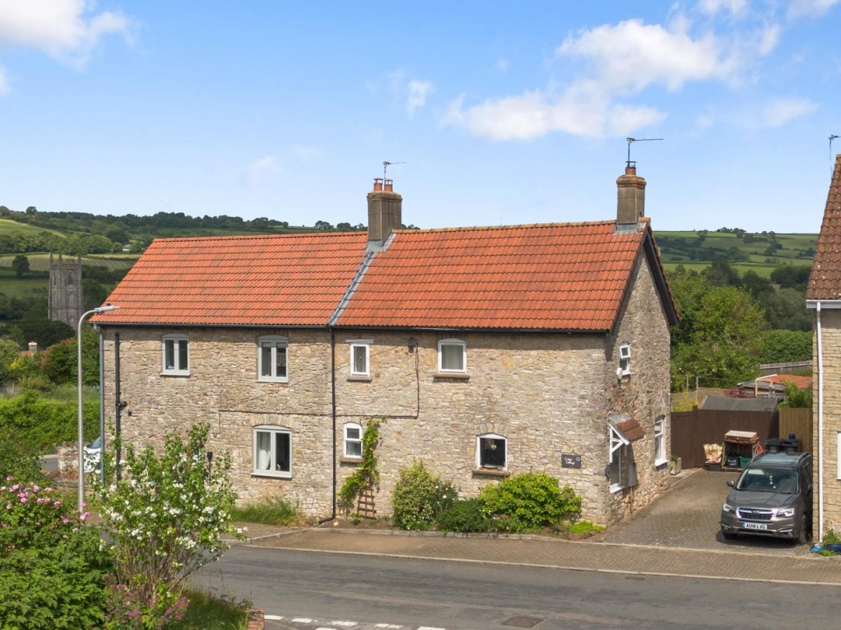 Regil Lane, Winford