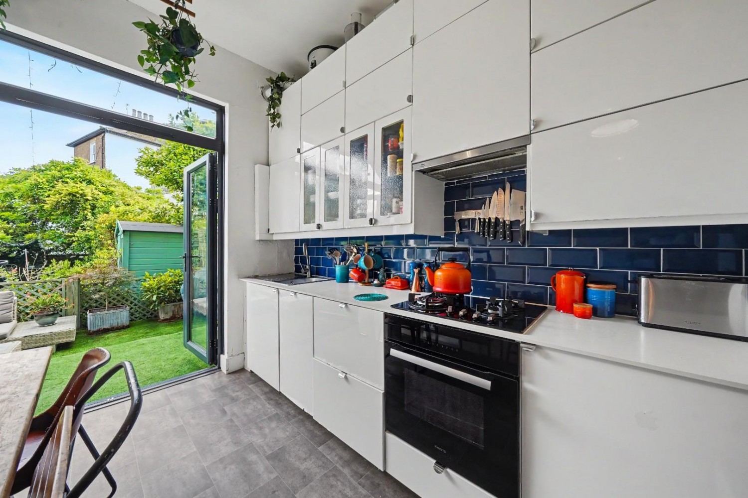 Graham Road, London, E8