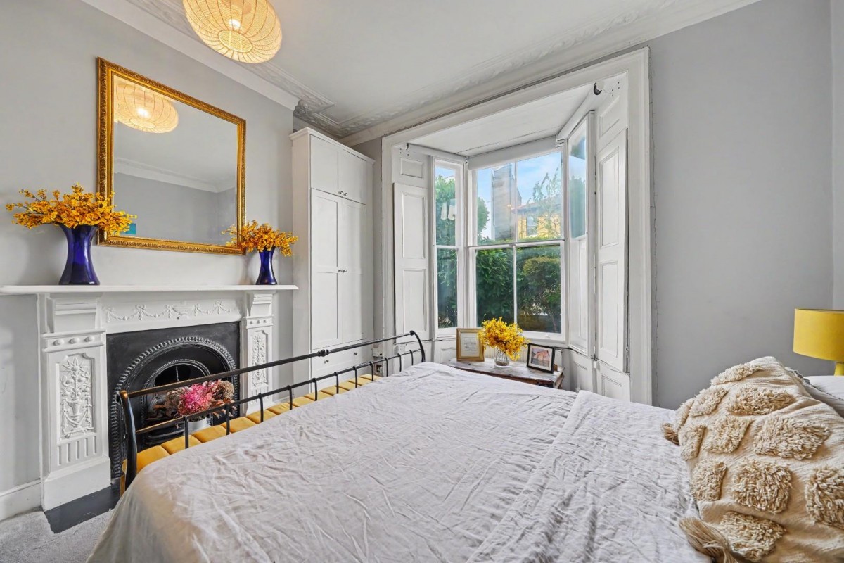 Graham Road, London, E8