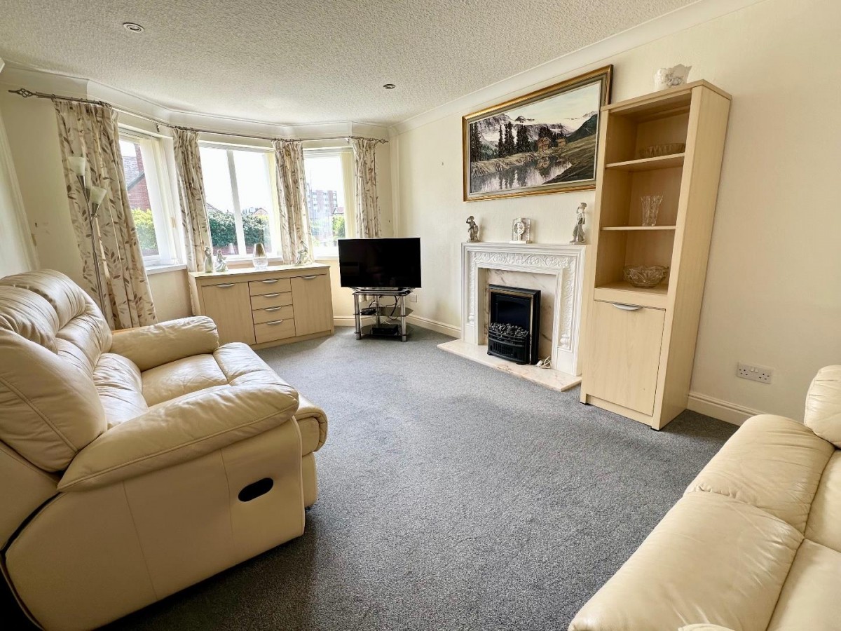 Dawlish Lodge, Clifton Drive North, Lytham St. Annes