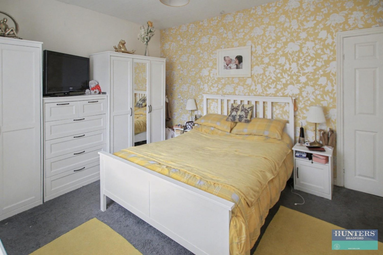 Sunny Bank Avenue Bradford, BD5 8NA