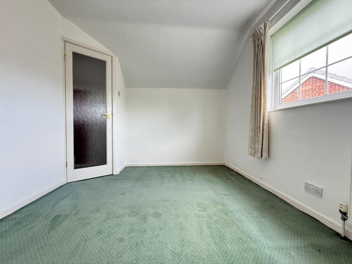Moor Park Court, Dewsbury