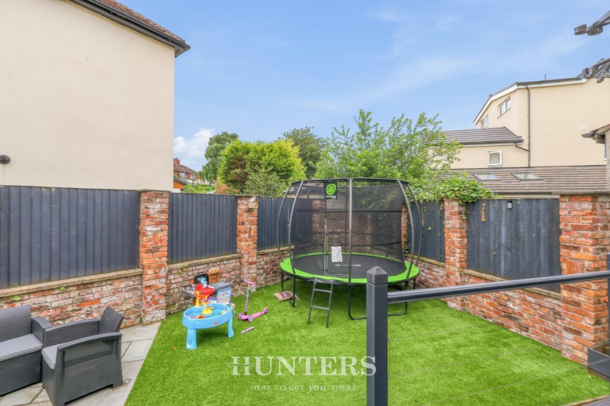 Uplands, Alkrington, Middleton M24