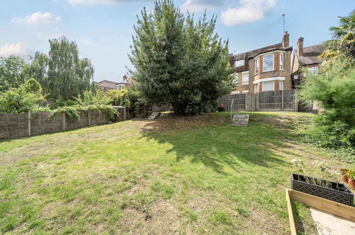 Ravensbourne Park, London, SE6 4XZ