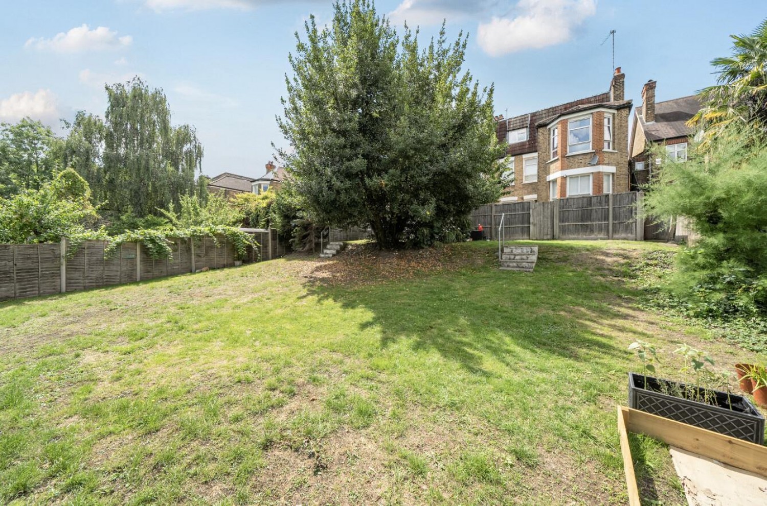 Ravensbourne Park, London, SE6 4XZ