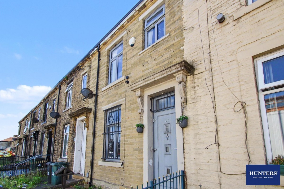 Beckside Road Bradford, BD7 2LS