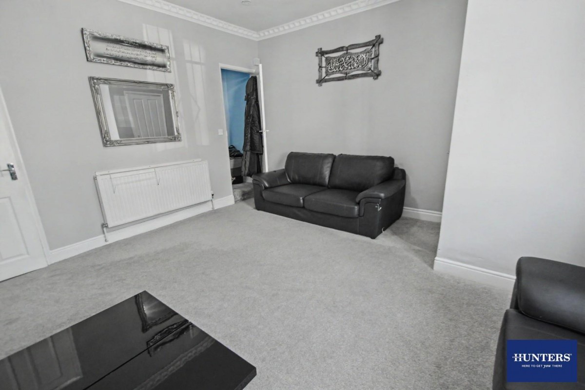 Beckside Road Bradford, BD7 2LS