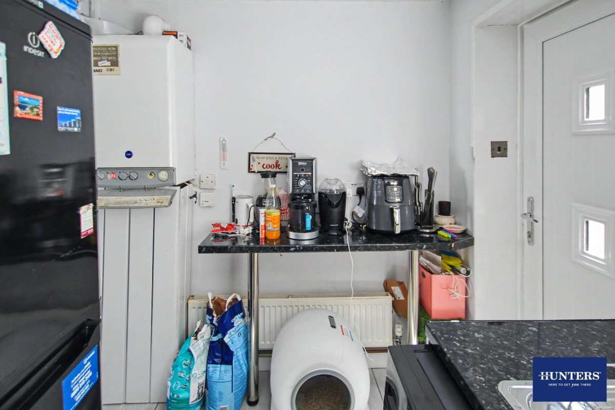 Beckside Road Bradford, BD7 2LS