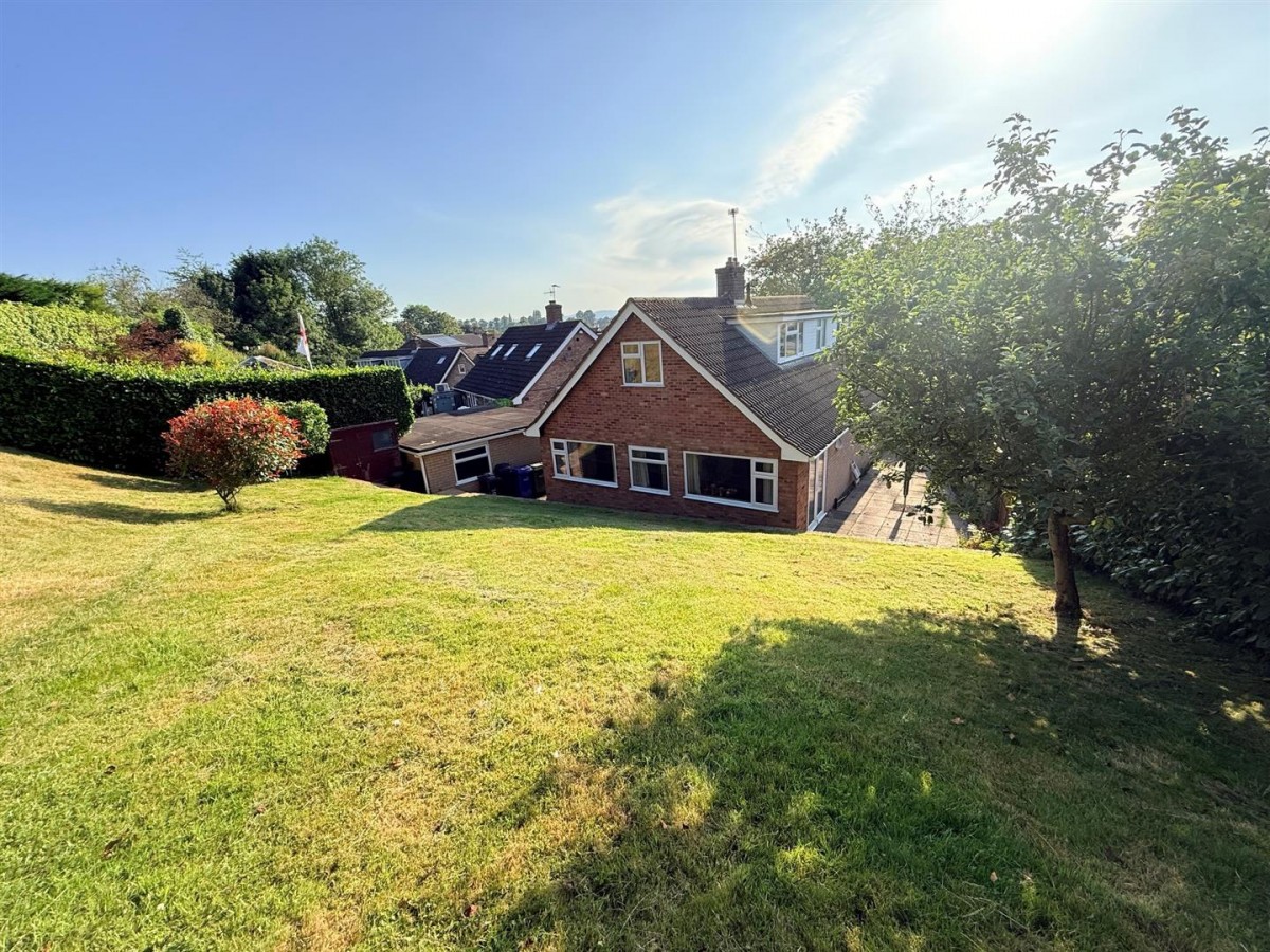 Croftwood Road, Stourbridge, DY9 7EU
