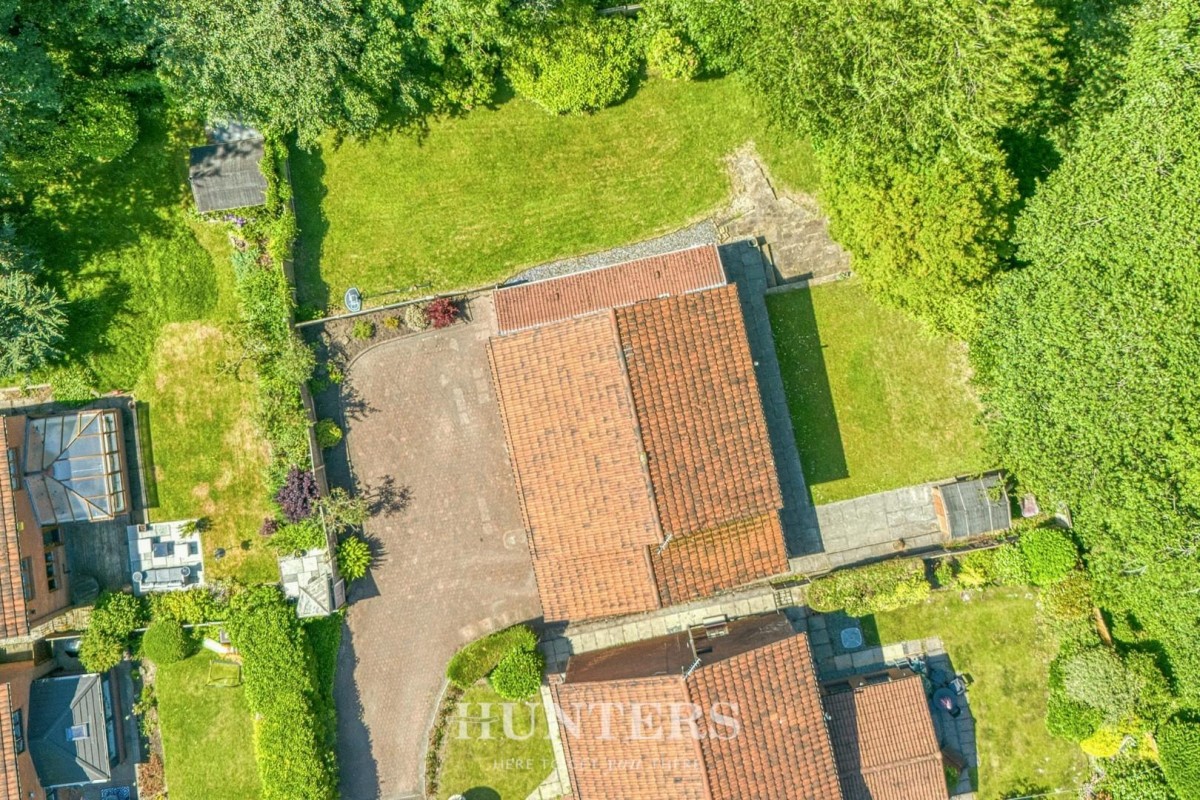 Johnson Grove, Middleton M24