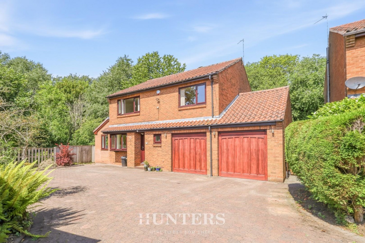 Johnson Grove, Middleton M24