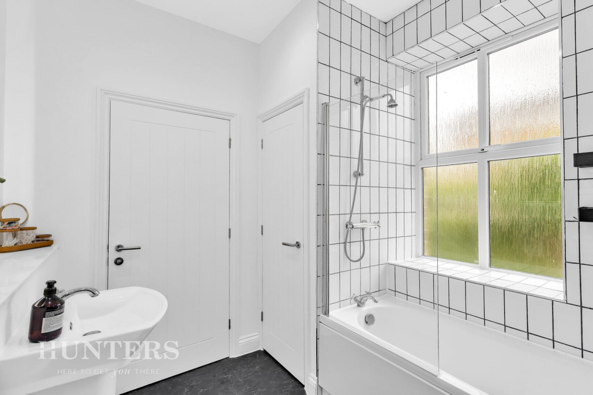 Turf Terrace, Littleborough, OL15 8EL