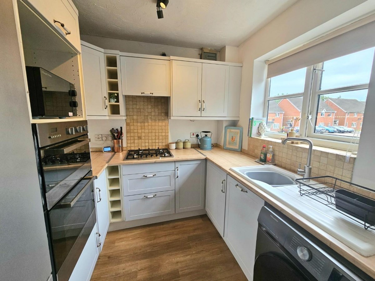 Millbank, Cam, Dursley