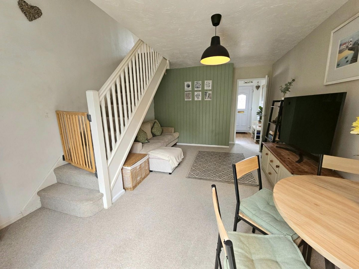 Millbank, Cam, Dursley
