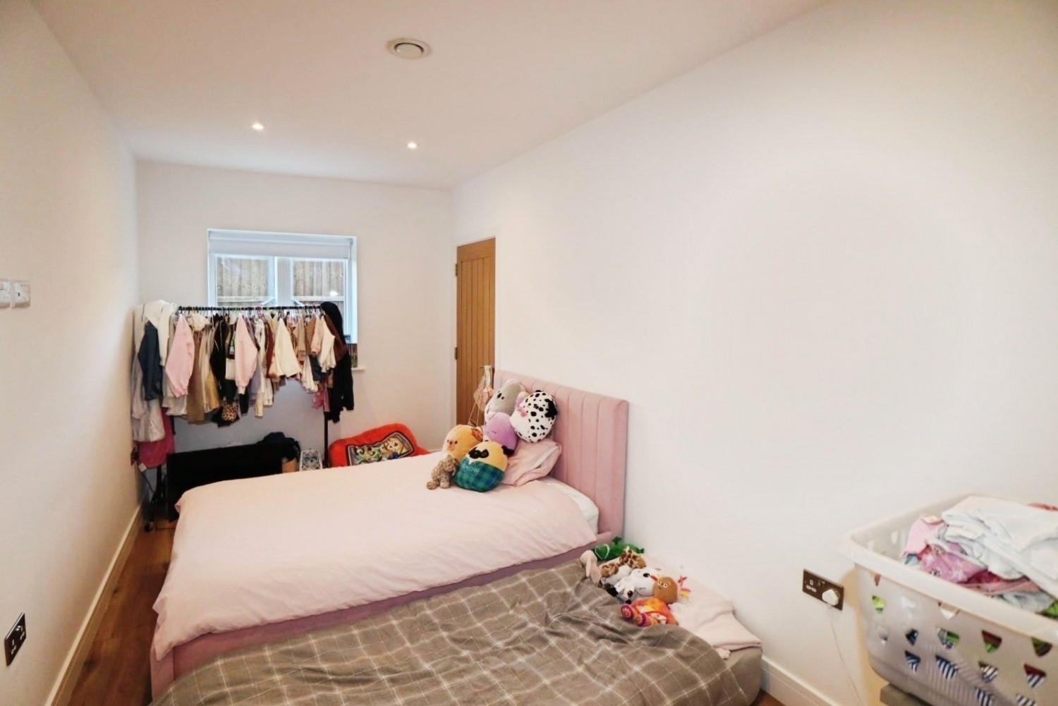2 bedroom Flat to let in Bickley Park Road, Bickley, Bromley