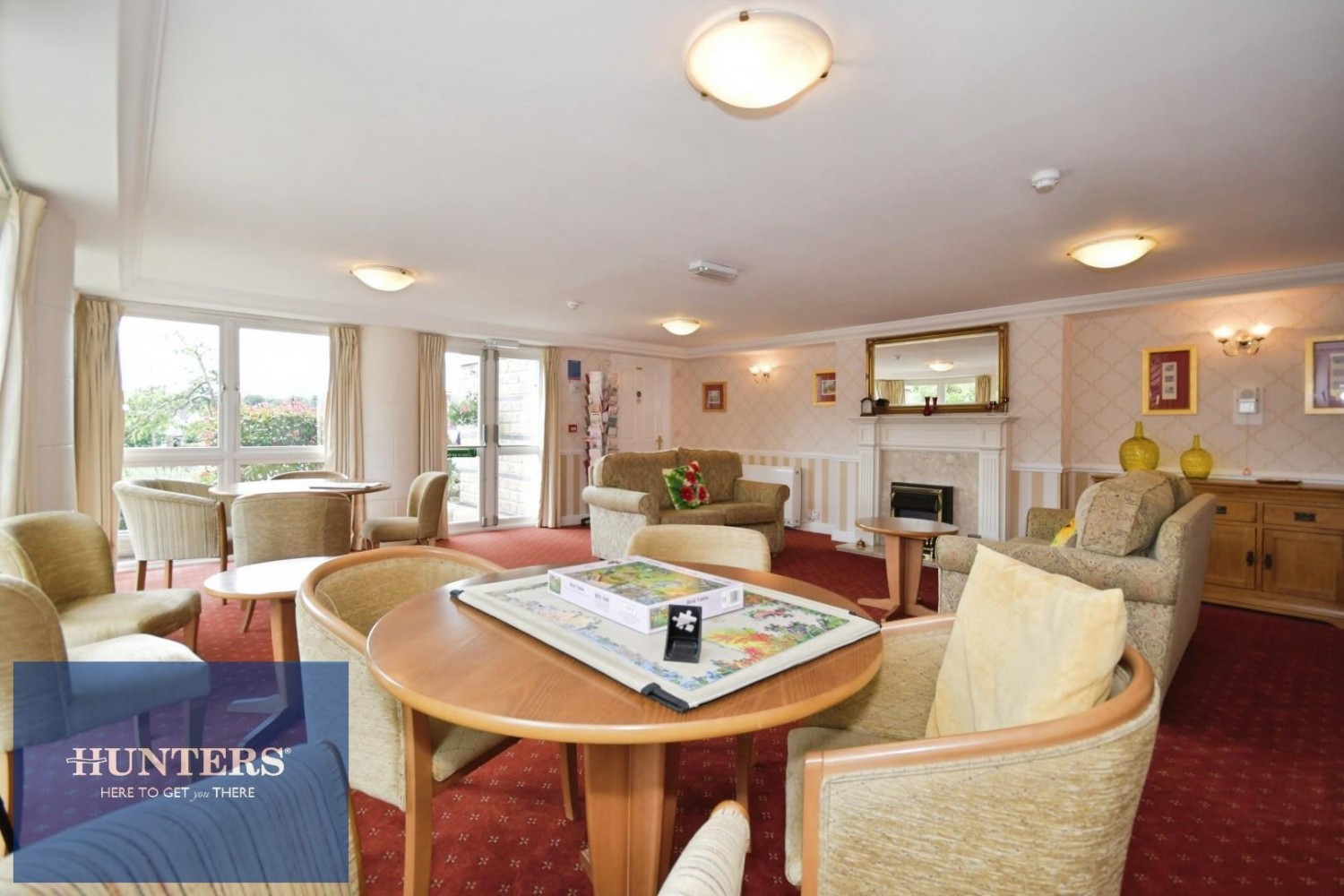 1 bedroom Flat for sale in Stephenson Court, Chatsworth Road, Brampton, Chesterfield, S40 3JW