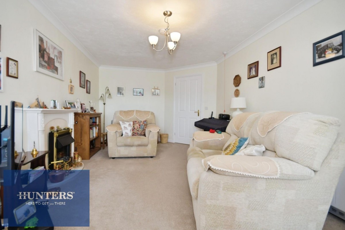 Stephenson Court, Chatsworth Road, Brampton, Chesterfield, S40 3JW
