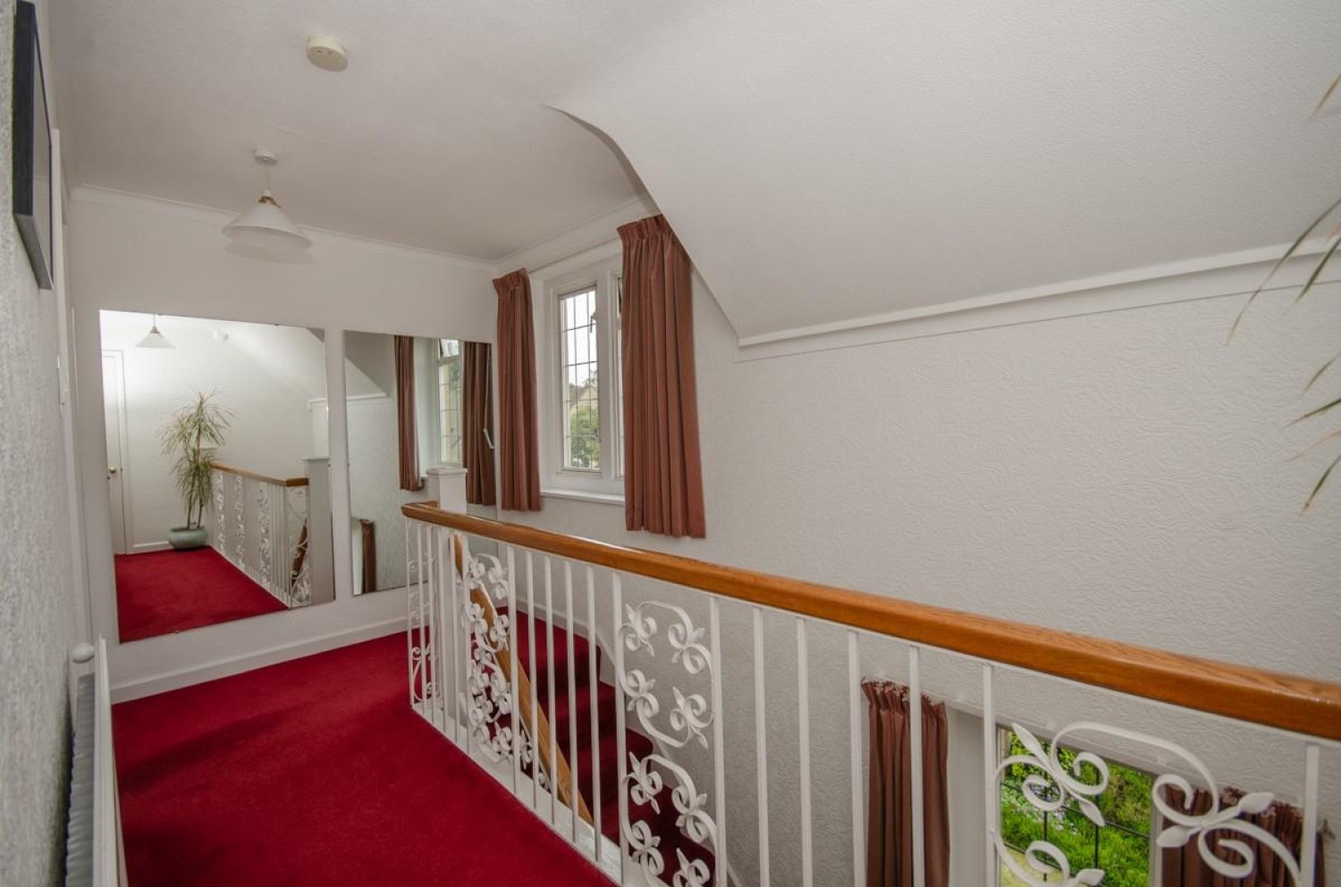 4 bedroom House for sale in Park Crescent, Frenchay, Bristol, BS16 1PD