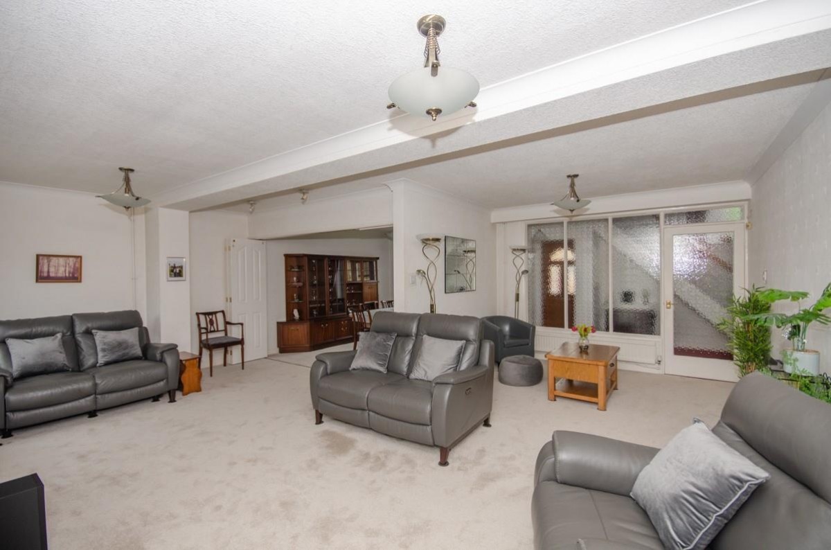 Park Crescent, Frenchay, Bristol, BS16 1PD