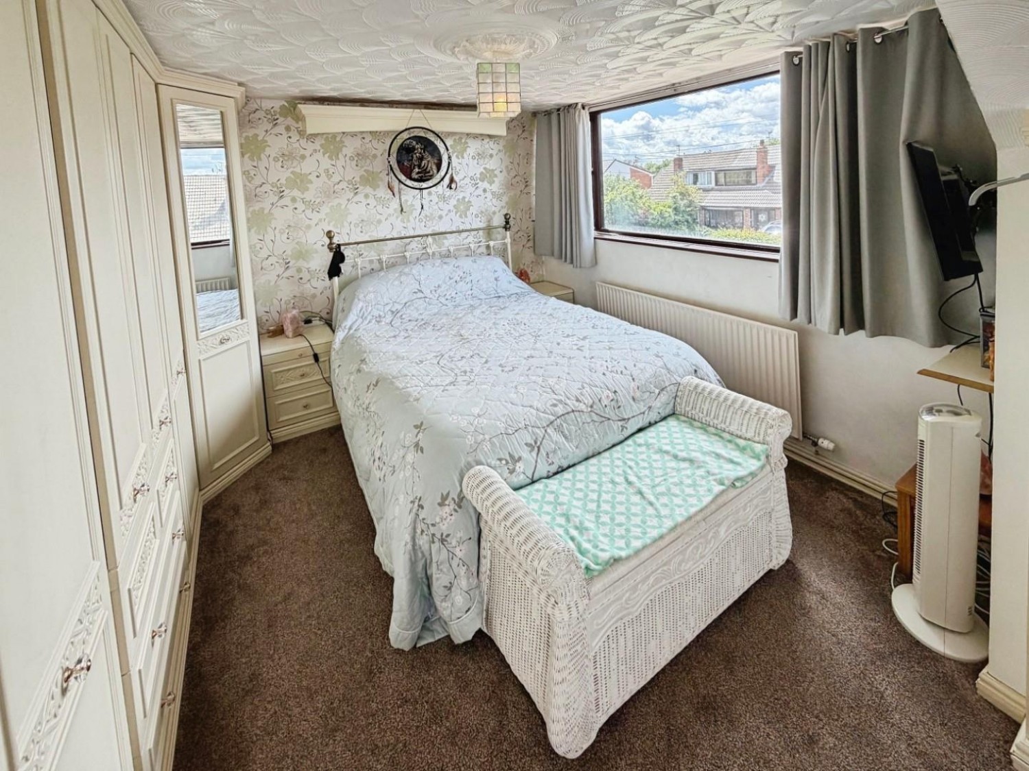 James Avenue, Great Sutton