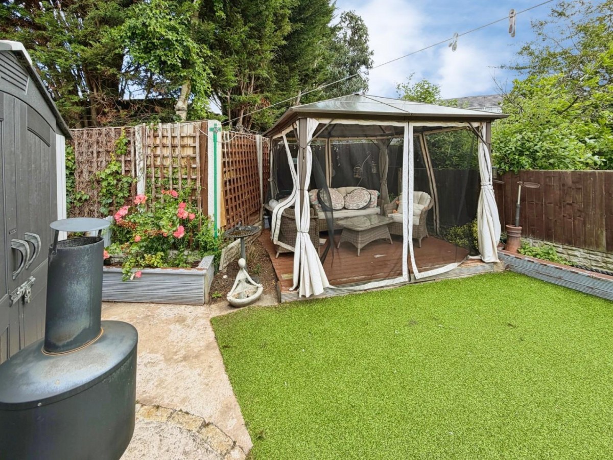 James Avenue, Great Sutton