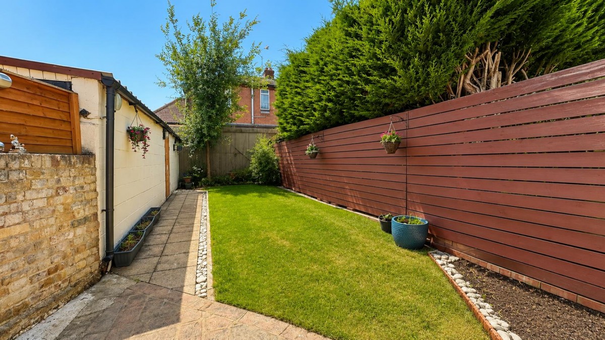 Gander Green Lane, Cheam, Sutton