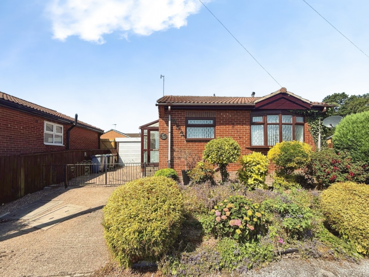 Saxton Close, Elsecar, Barnsley, S74 8BA