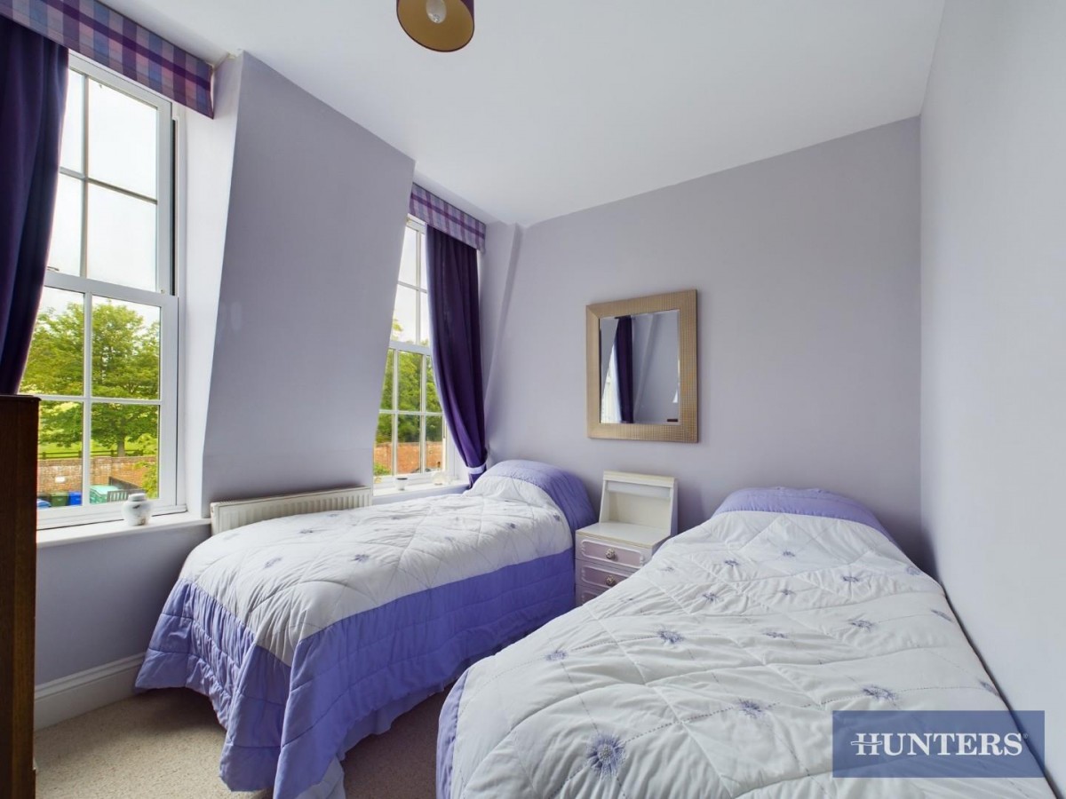 Hall Park Road, South Wing, Hunmanby, Filey
