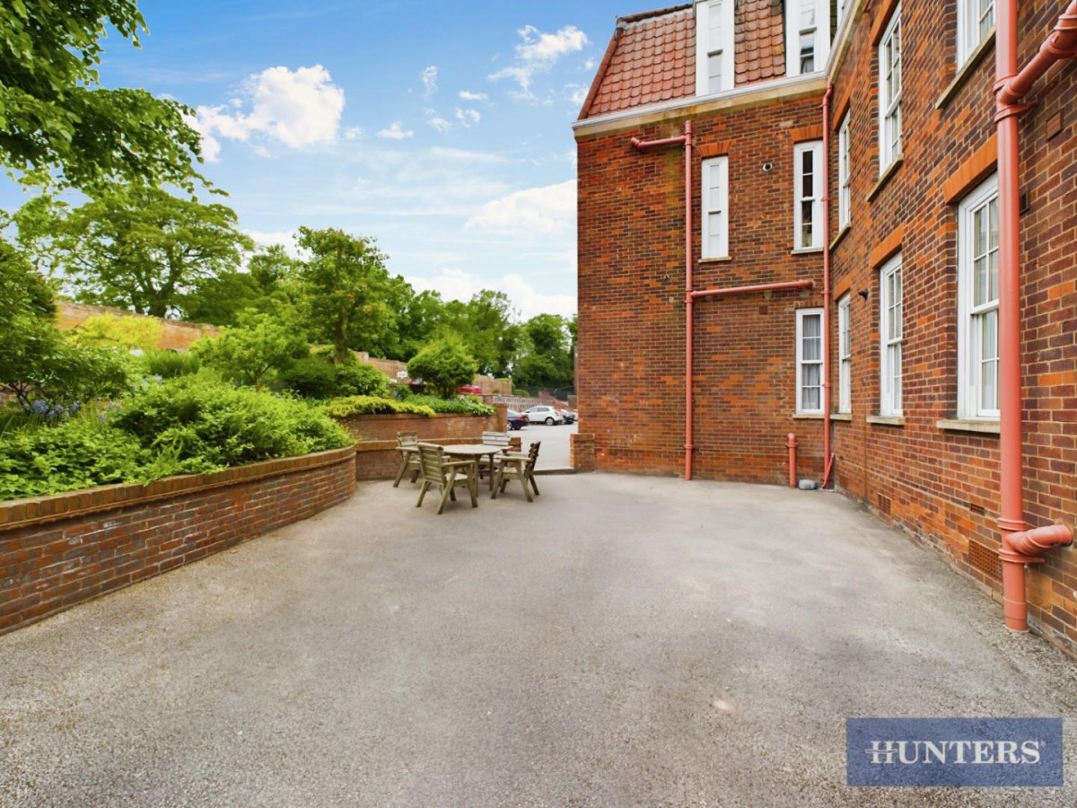 Hall Park Road, South Wing, Hunmanby, Filey