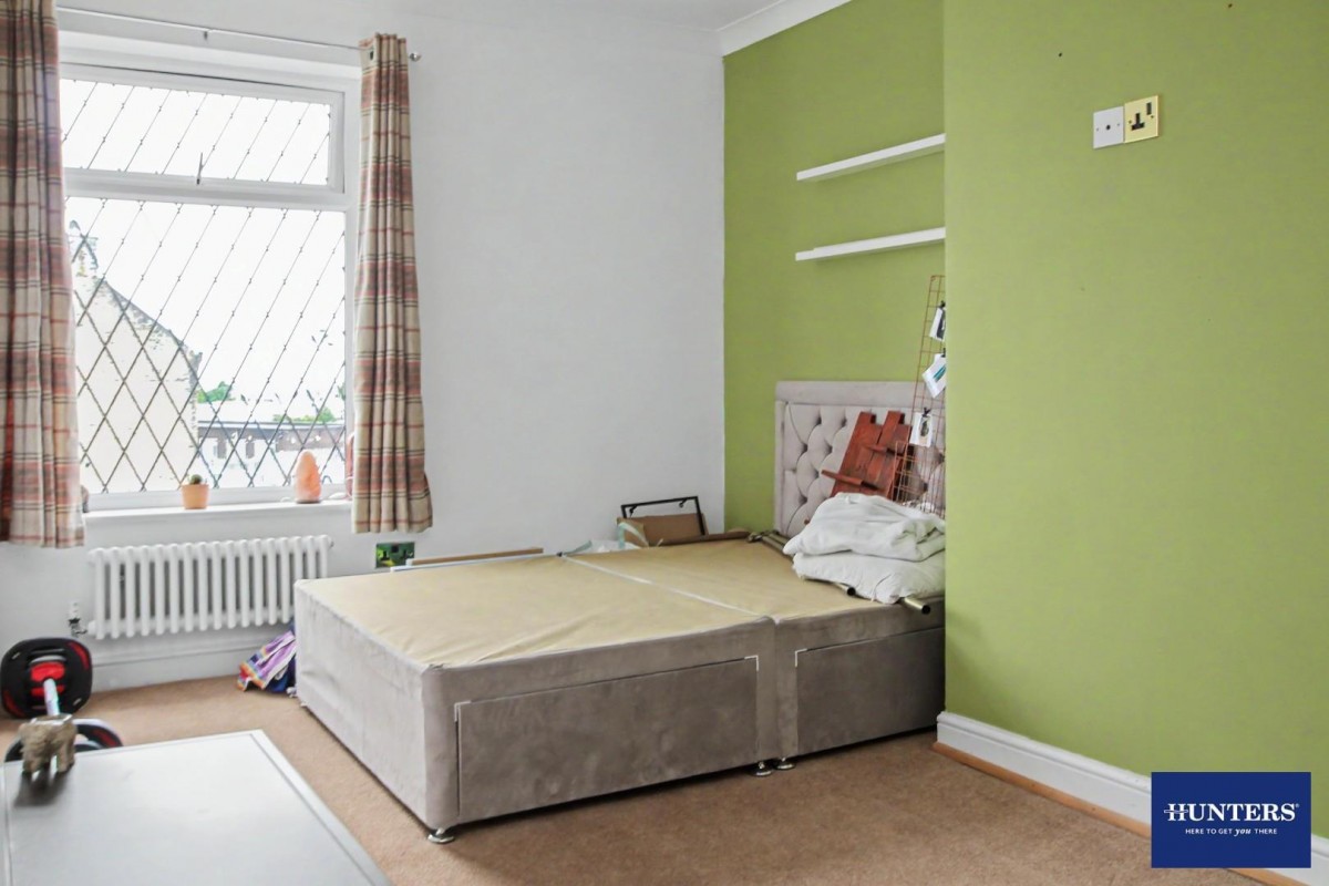 Holme Lane Bradford, BD4 0PU