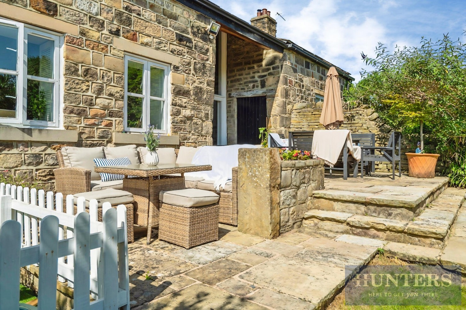 Lamb Springs Lane, Esholt, Shipley